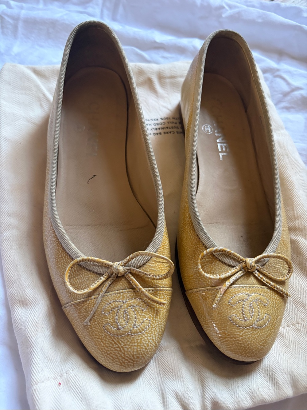 CHANEL Yellow Leather Ballet Flats